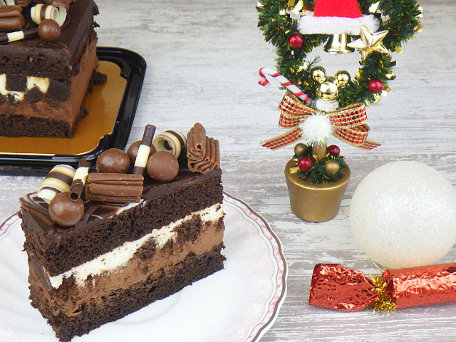 コストコのタキシードケーキ2021とクリスマスの装飾
